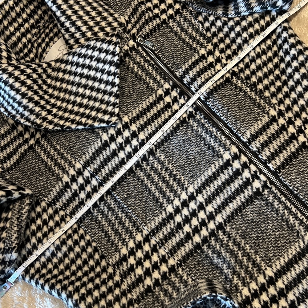JESSICA SIMPSON Checker Plaid Wool Wrap Zipper Coat - Picture 15 of 16
